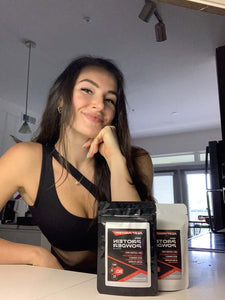 Fast Protein Athlete making smoothie with Unflavored Protein Powder 